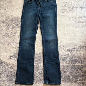 Guess Boot Mid Rise jeans. 30”x 32” inseam.